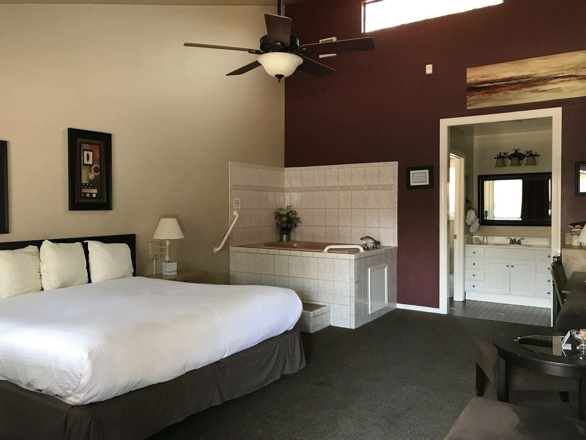 Golden Haven Hot Springs Hotel Calistoga Exterior foto